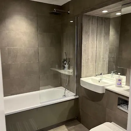 Luxury 2 Bedroom - Brand New Luxury Development. Apartamento